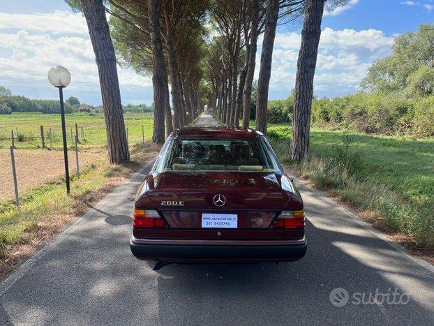 Mercedes 260 E Limousine Lang