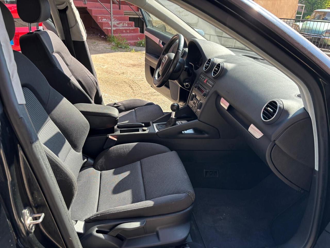 Audi A3 SPB 2.0 16V TDI Ambiente
