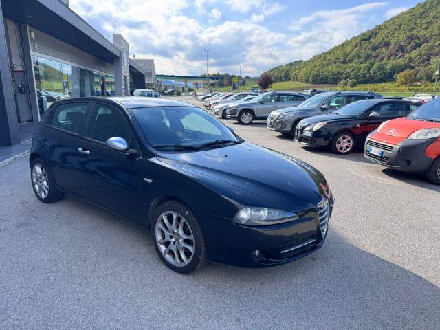 ALFA ROMEO 147 2.0 Mjt diesel Ok neopatentati 5 porte
