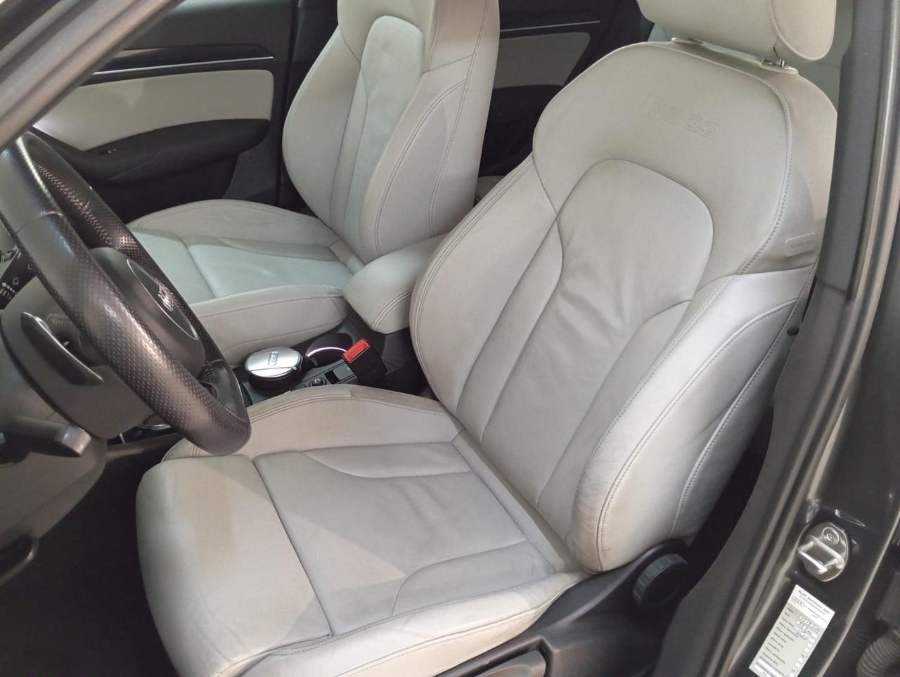 Audi Q3 RS 2.5 TFSI quattro S tronic
