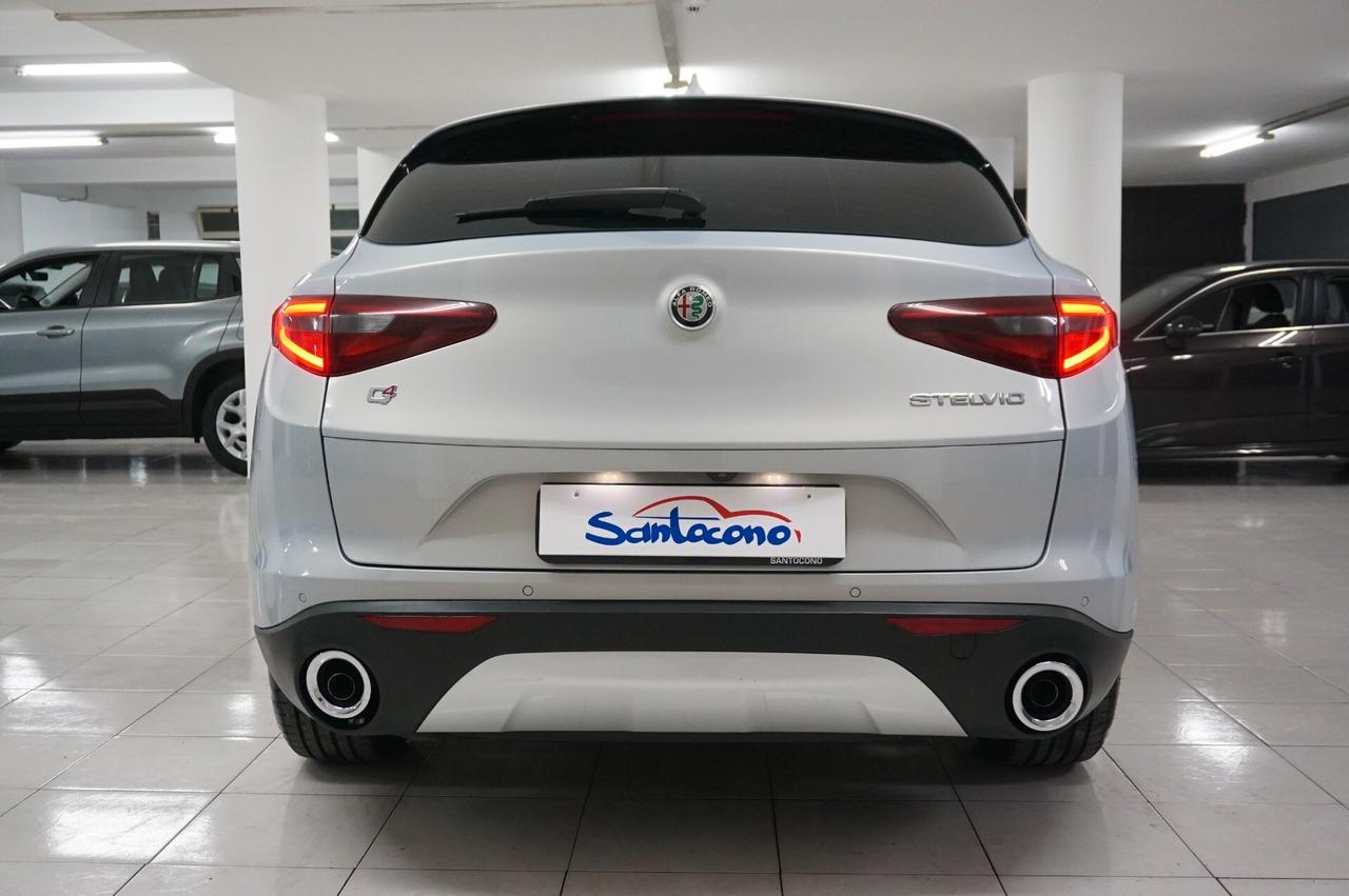 Stelvio 2.2 Turbodiesel 190 CV AT8 Q4 Executive