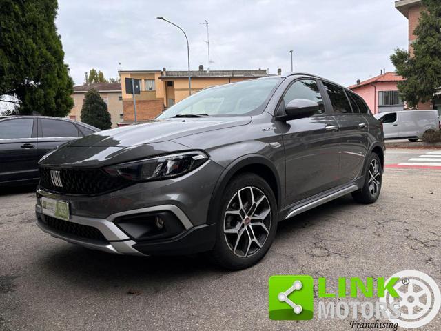 FIAT Tipo 1.5 Hybrid DCT 5 porte Cross