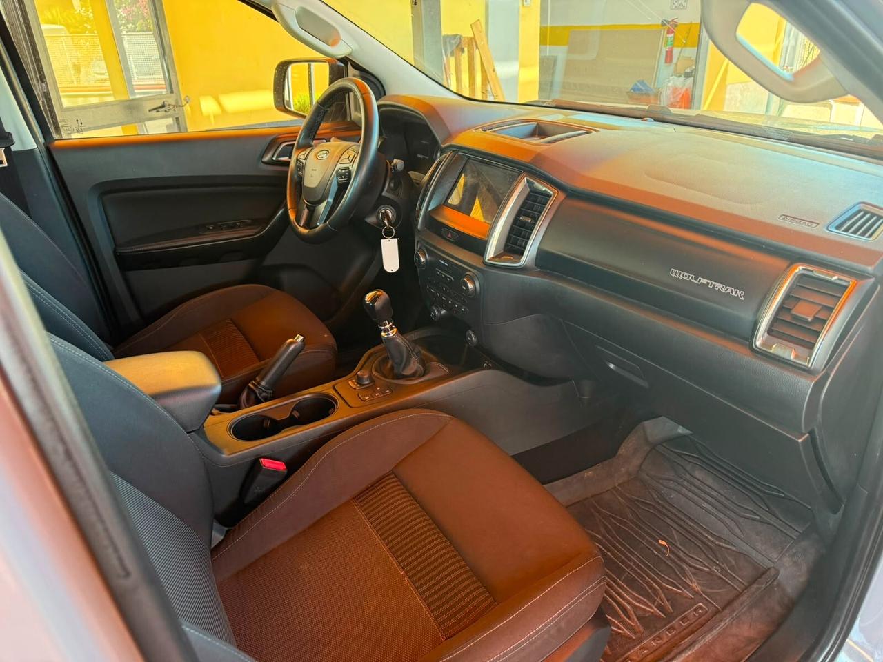 Ford Ranger 2.0 ECOBLUE DC XLT Wolftrak 5 posti