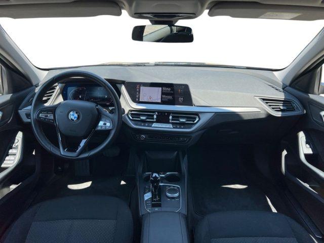 BMW 116 d 5p. Business Advantage