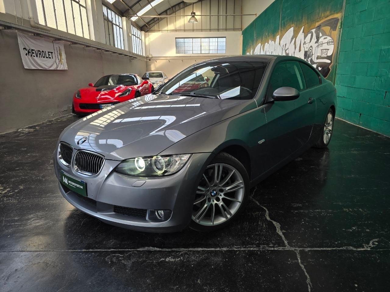 BMW 325i E92 218cv