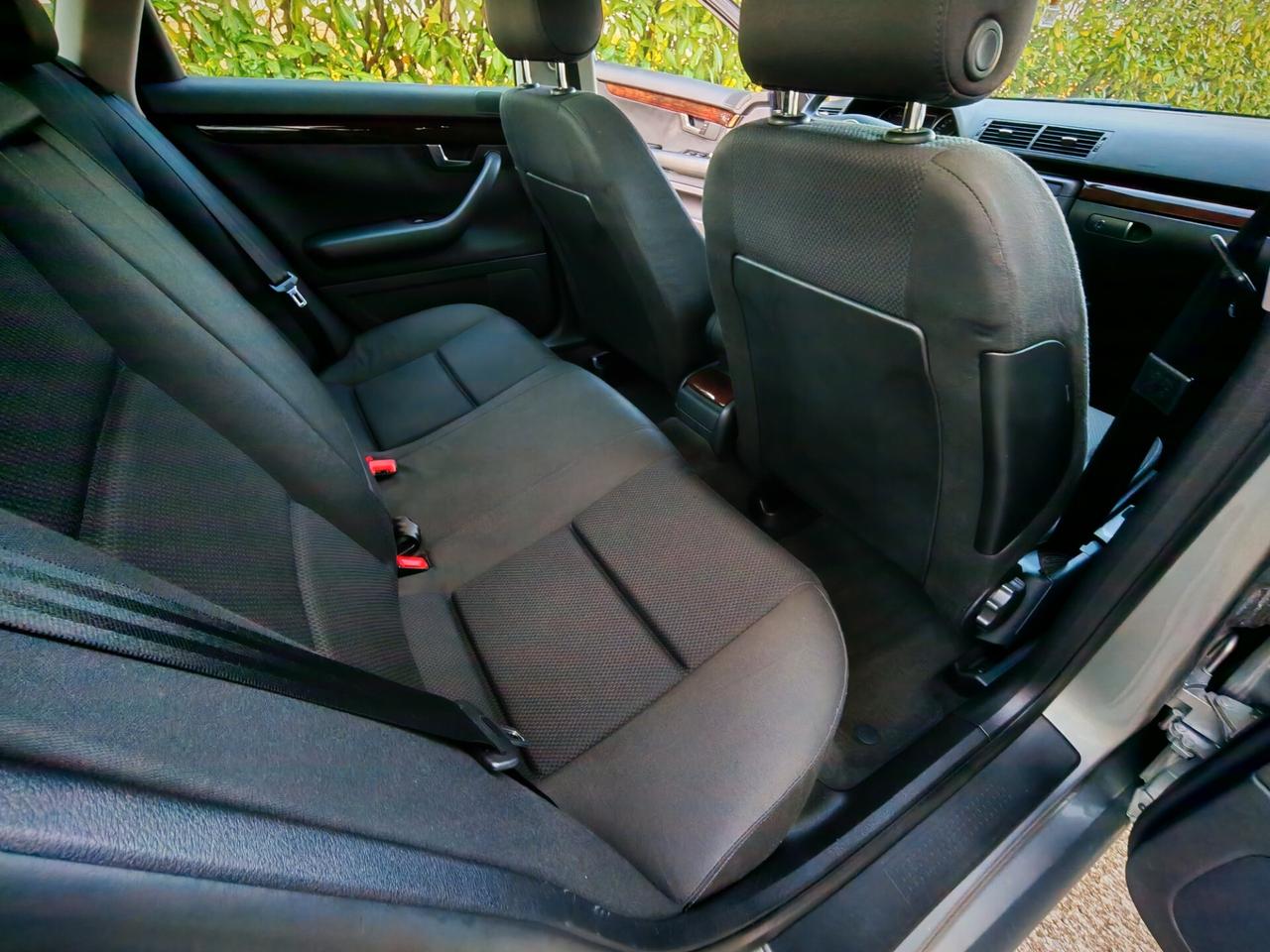 Audi A4 1.9 TDI/130 CV cat UNICA POCHI KM