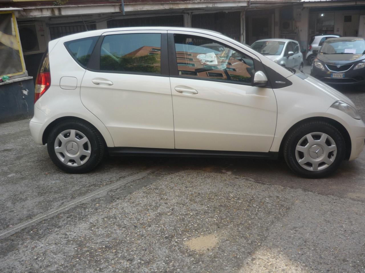 Mercedes-benz A 160 A 160 BlueEFFICIENCY