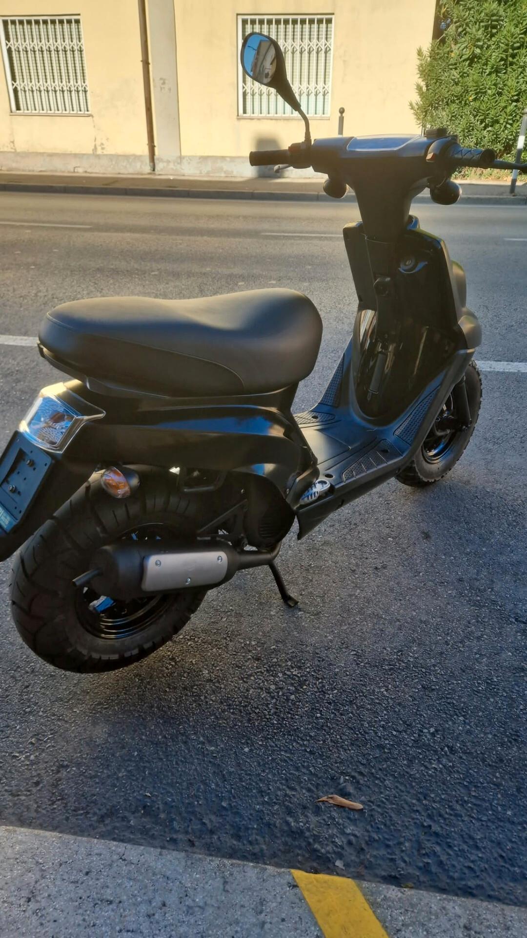 MBK-Booster / Yamaha-BWS 50 2T Nero Opaco (04/04)