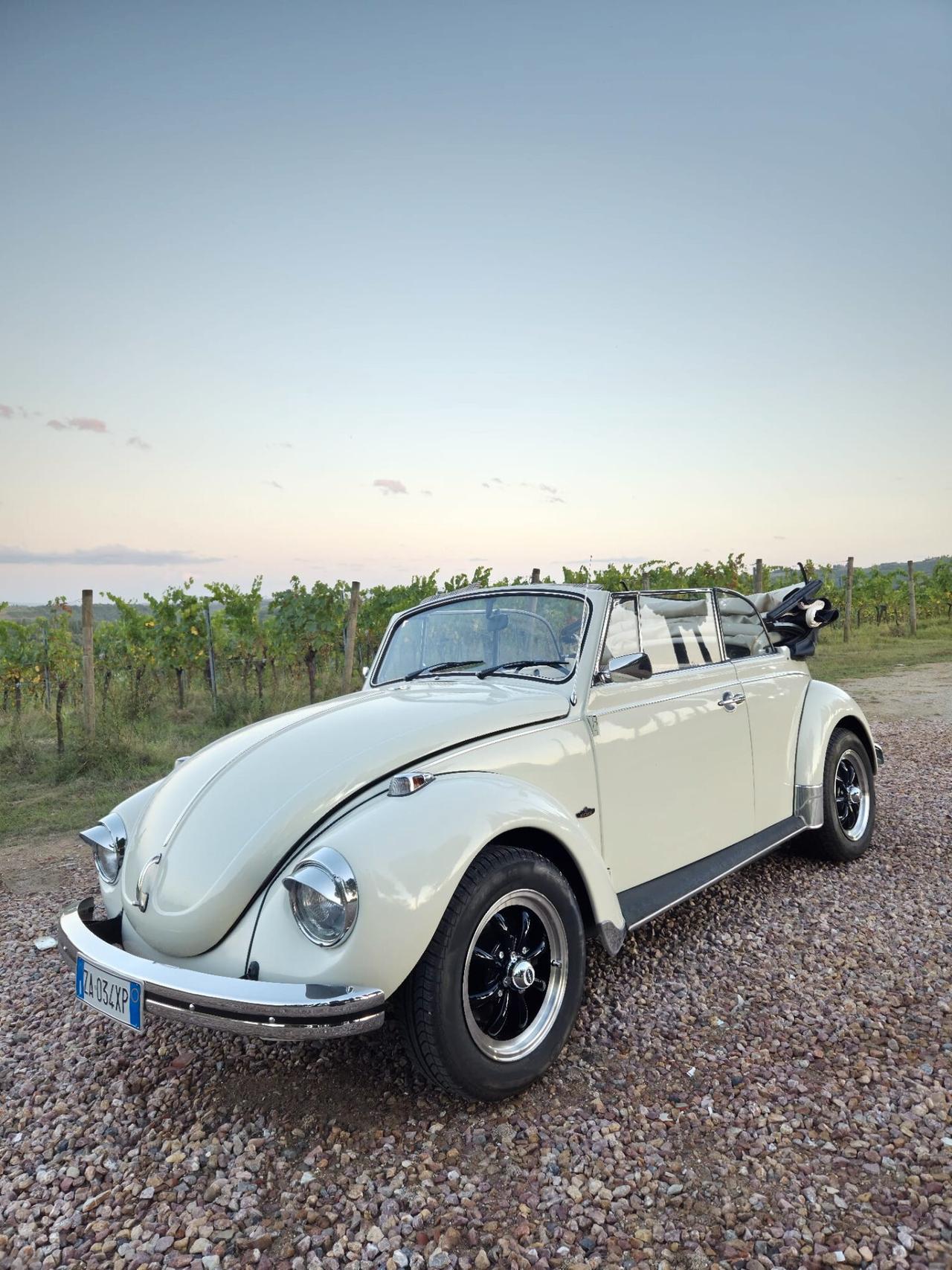 Volkswagen Maggiolone Karman cabrio 1600 vetro piatto