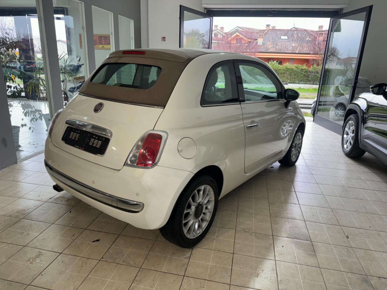 Fiat 500 C 0.9 TwinAir Turbo Lounge