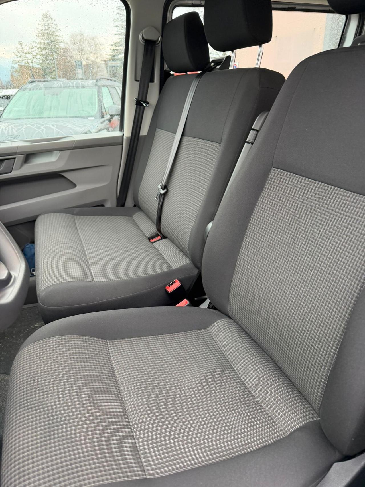 Volkswagen Transporter 2.0 TDI 150CV DSG PC Kombi Business