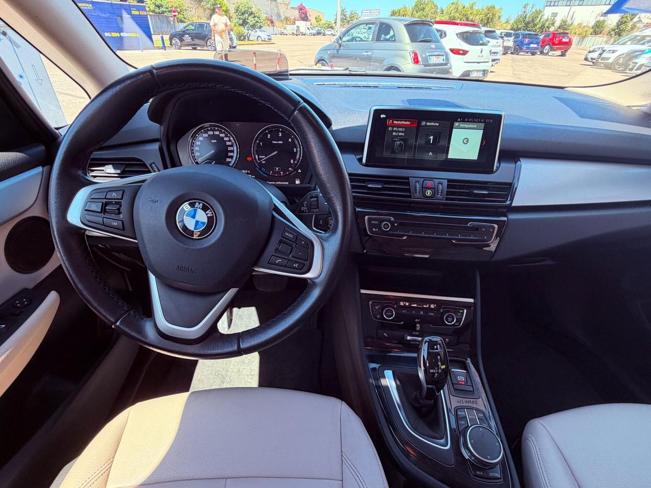 Bmw 2er Active Tourer 218d Advantage