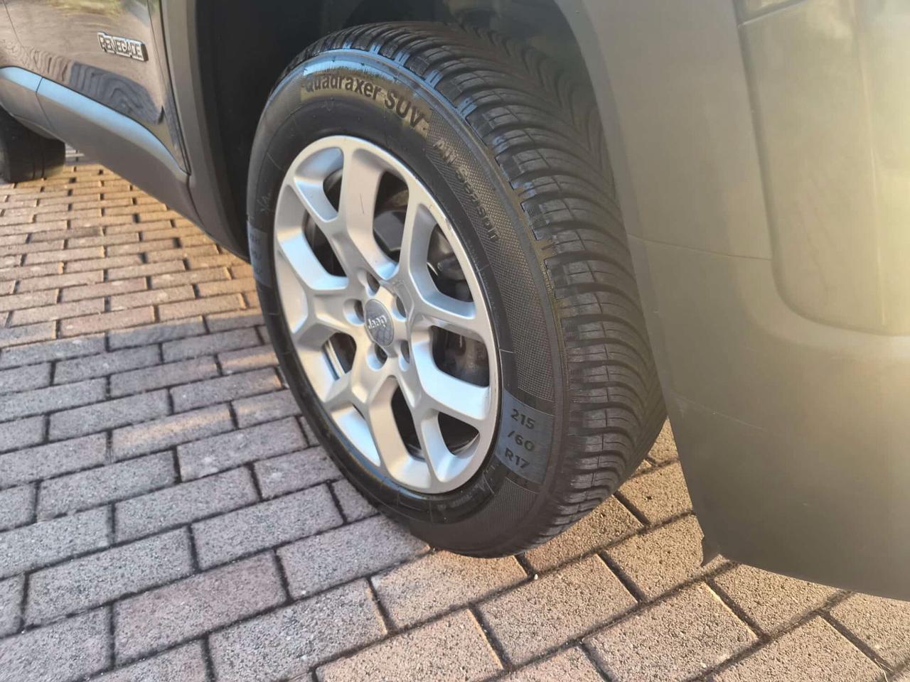 Jeep Renegade 1.6 Mjt 120 CV Longitude