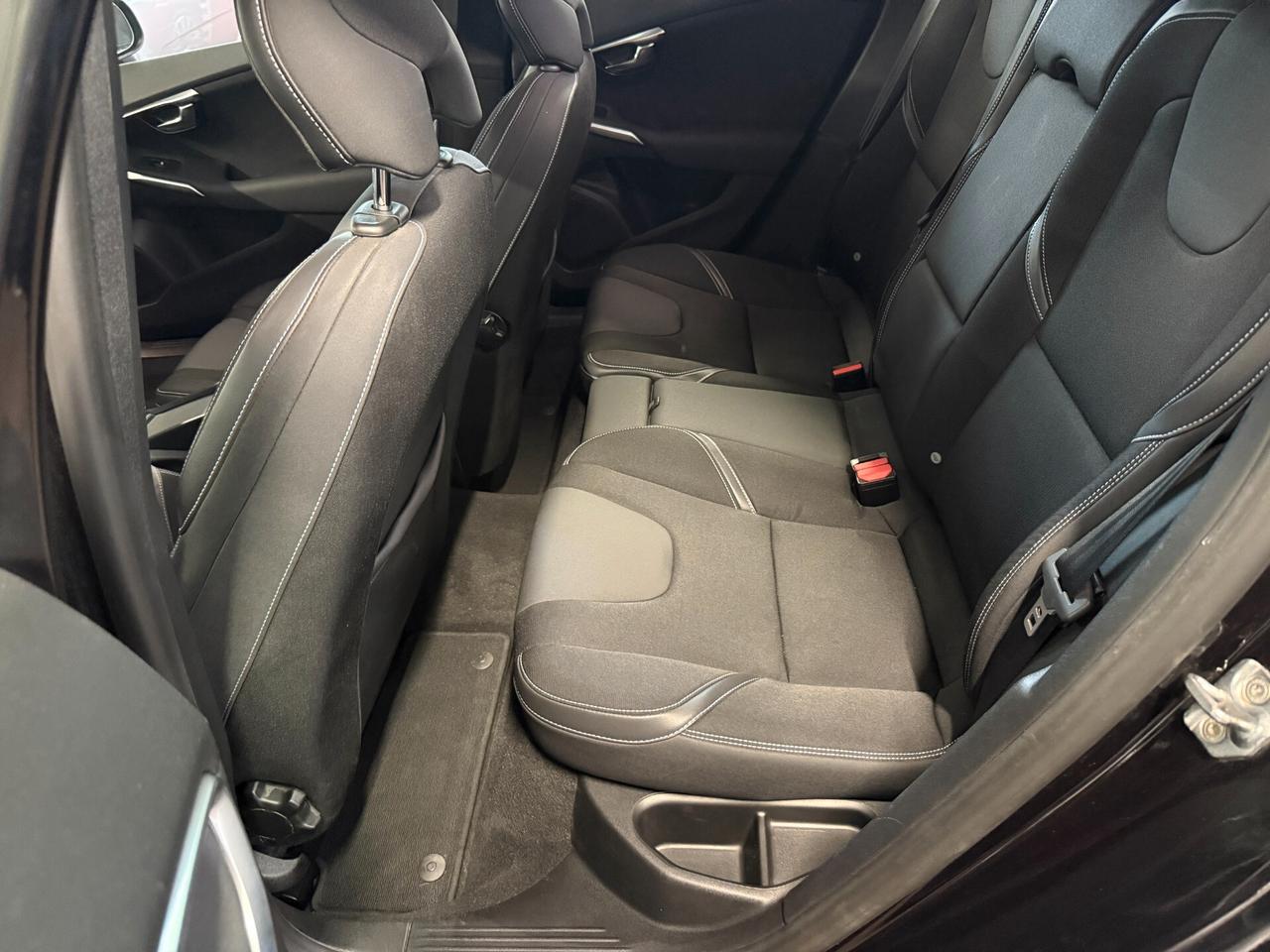 Volvo V40 D3 Geartronic Momentum