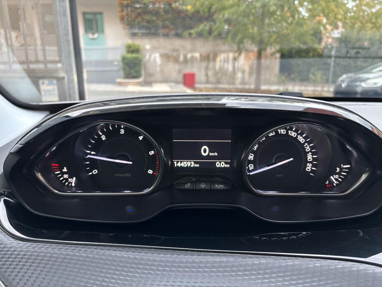 Peugeot 2008 1.6 e-HDi 92 CV Stop&Start Allure UNIPROPRIETARIO