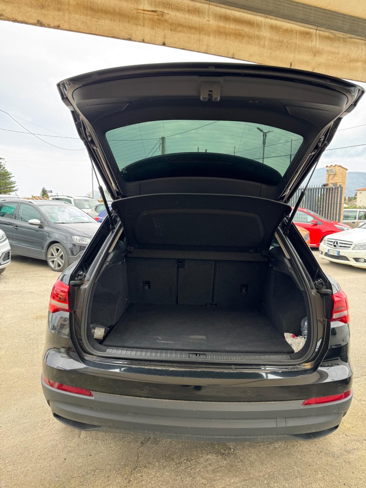 Audi Q3 2.0 TDI 150 CV quattro S tronic Sport