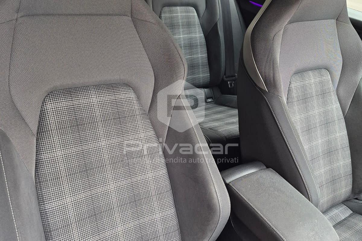 VOLKSWAGEN Golf 2.0 TDI DSG GTD