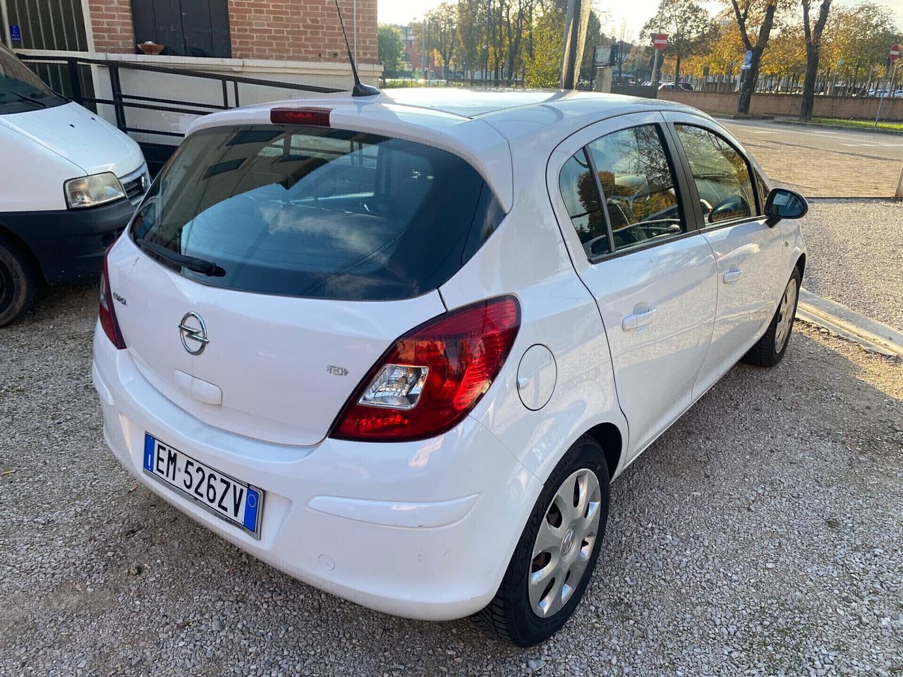 Opel Corsa 1.2 85CV 5 porte GPL-TECH Elective