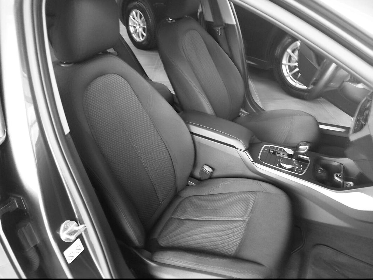 Bmw 120d xDrive 5p. Business Advantage