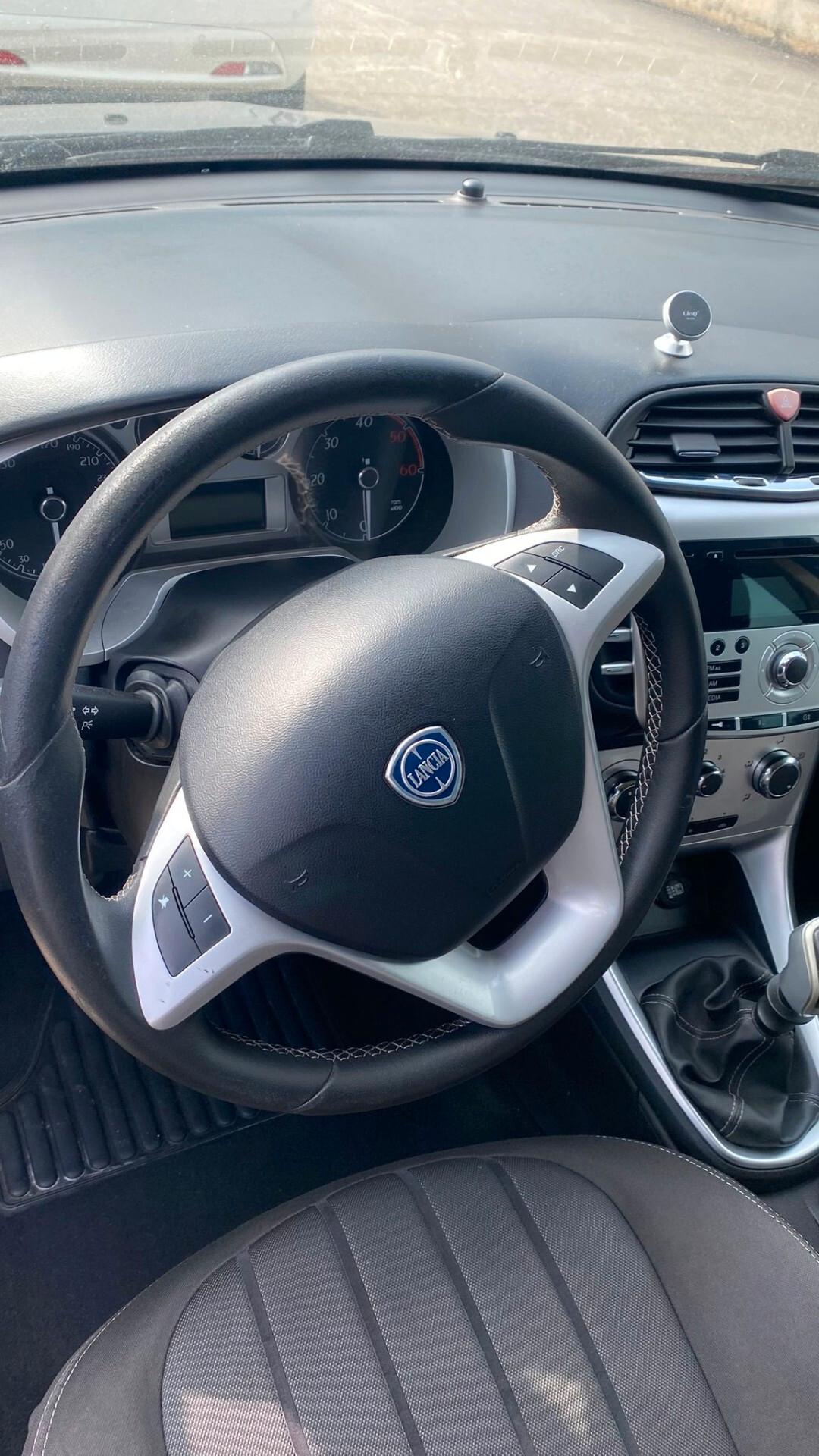 Lancia Delta 1.6 MJT DPF Gold 120cv