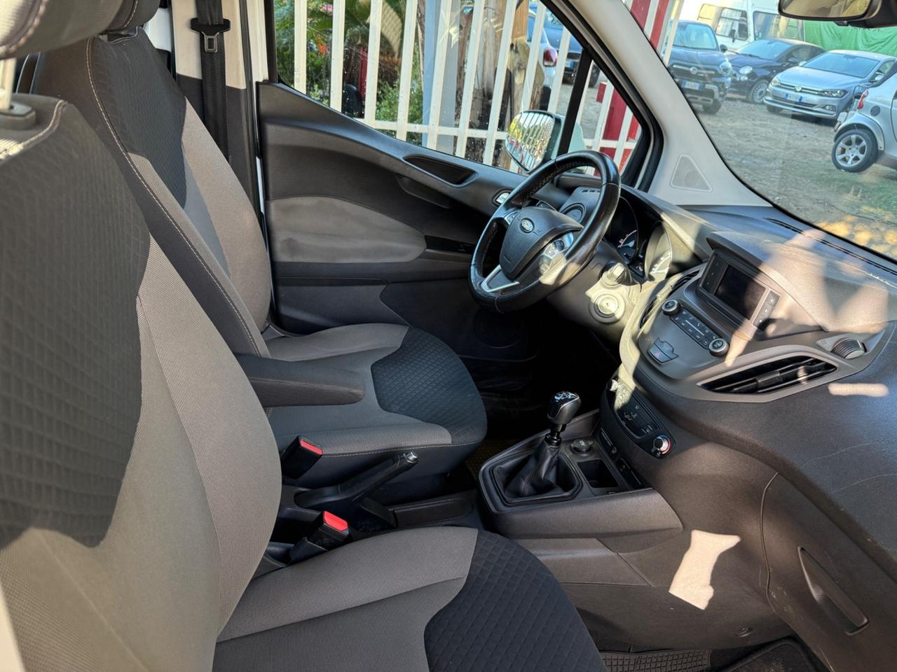 Ford Tourneo Courier Tourneo Courier 1.5 TDCI 75 CV S&S Plus