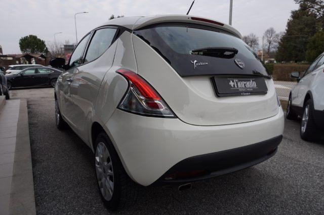 LANCIA Ypsilon 1.2 69 CV 5 porte Gold NEOPATENTATI