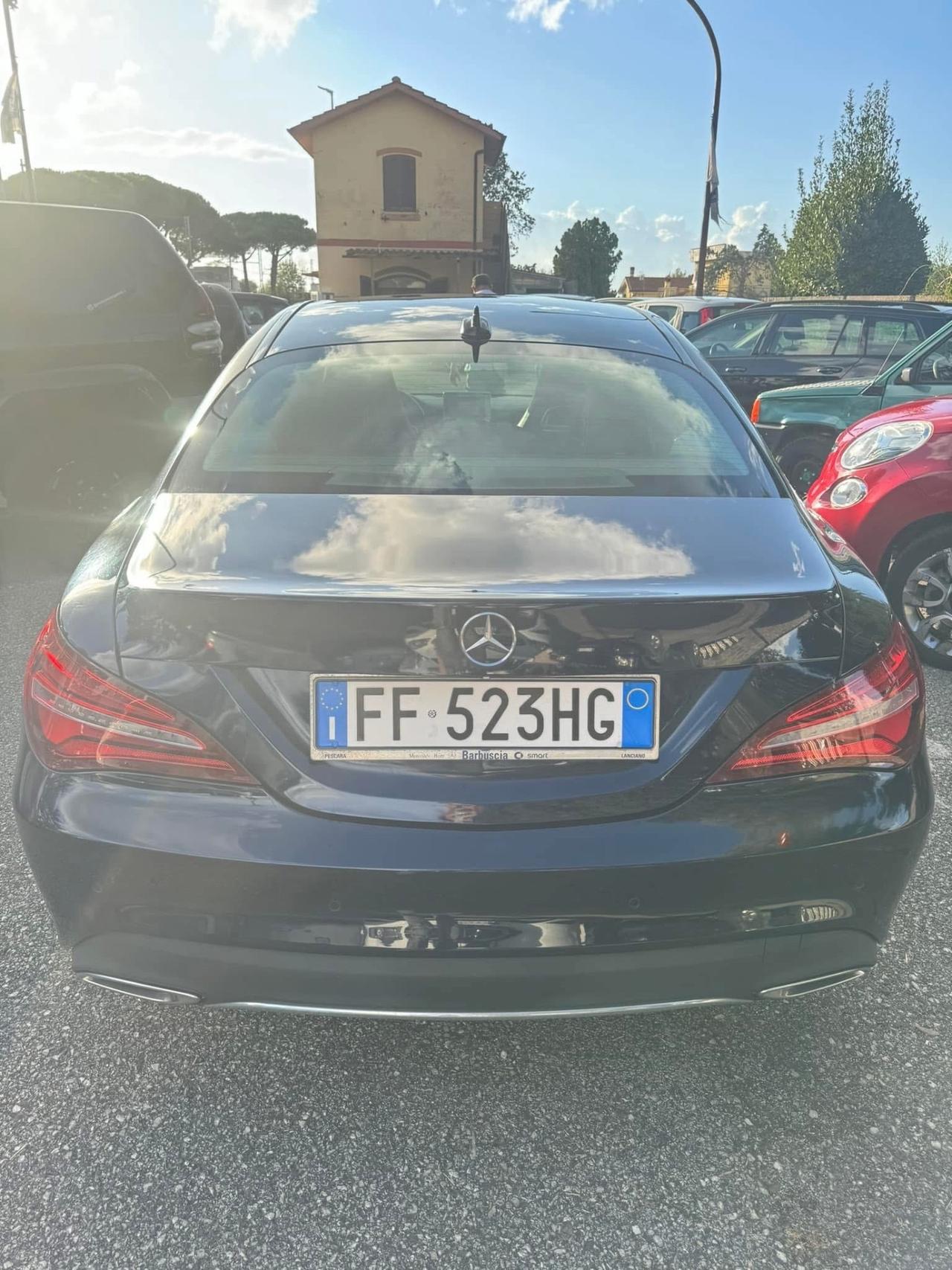 Mercedes-benz CLA 200