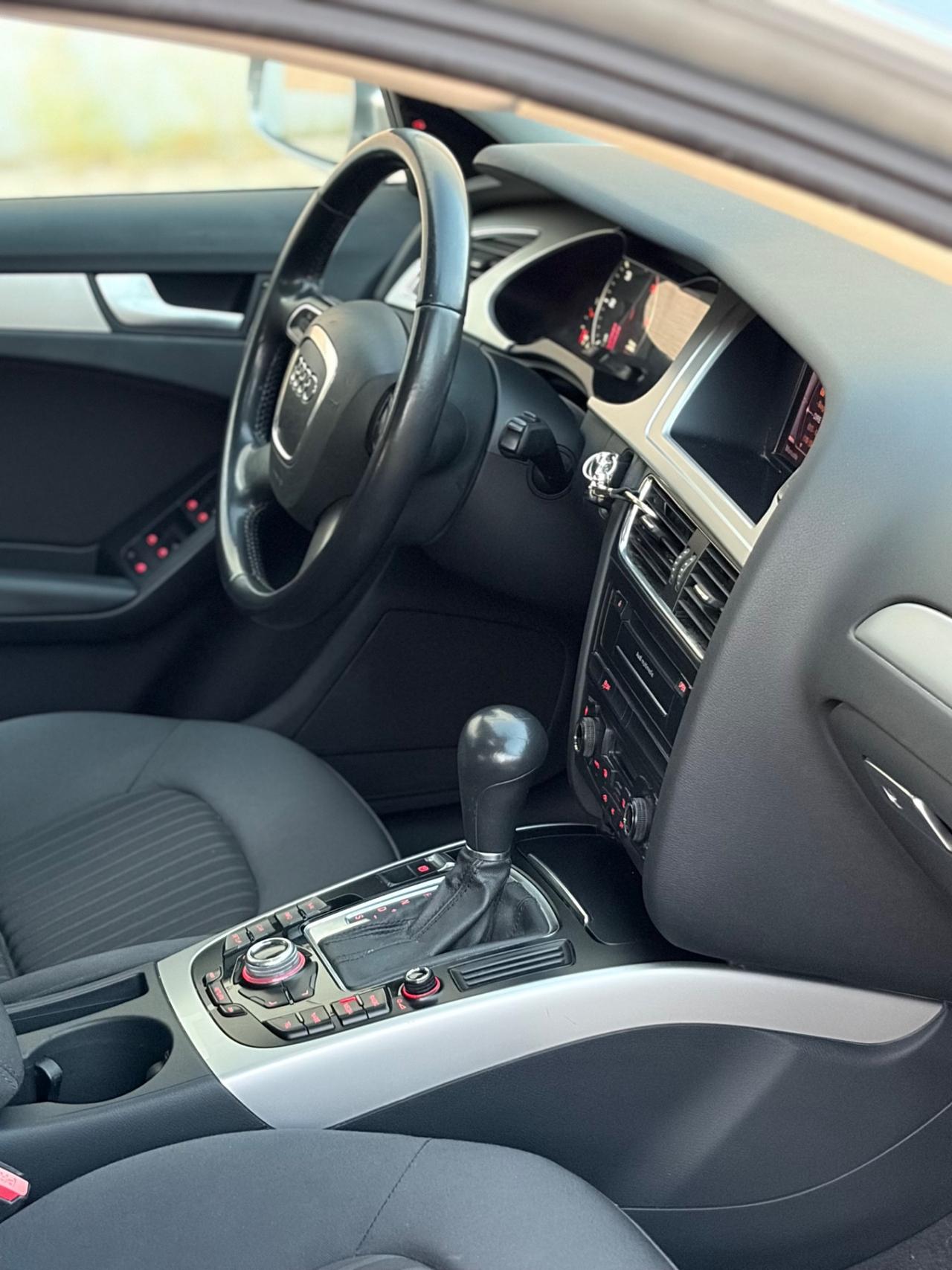 Audi A4 2.0 TDI 143CV c.AUTOMATICO 2011 euro5