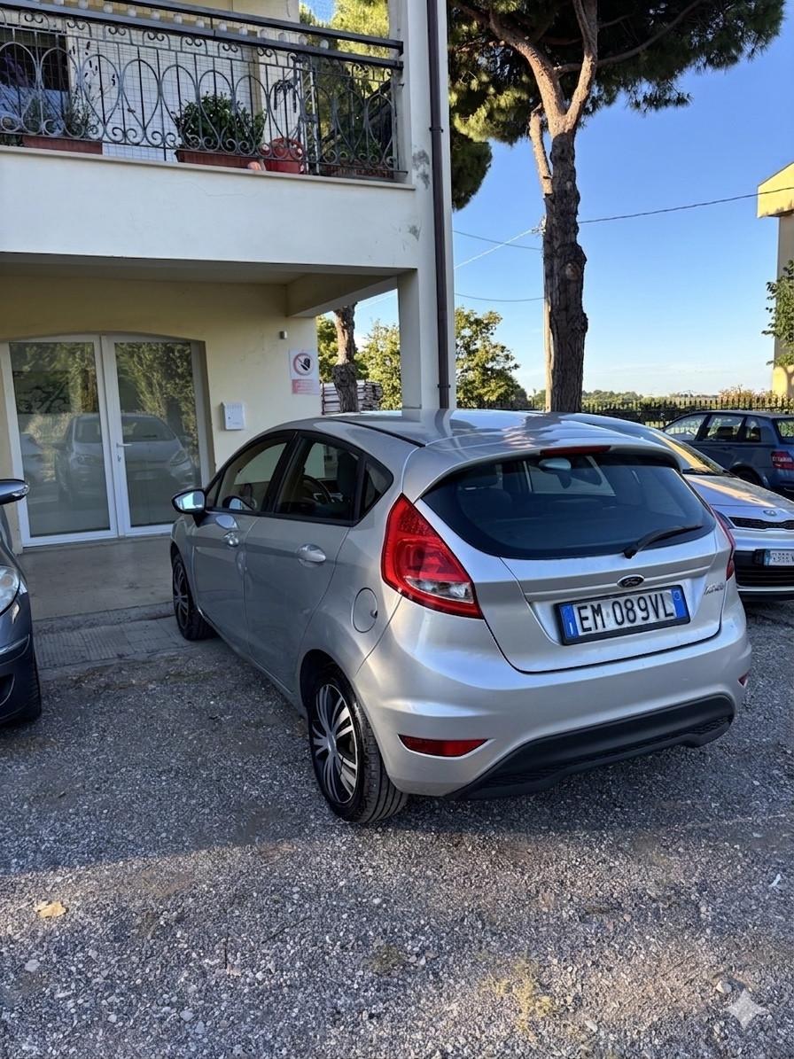 Ford Fiesta 1.2 82 CV 5 porte Titanium