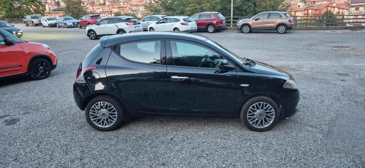 Lancia Ypsilon 1.3 MJT 95 CV S&S Platinum Full Optionals