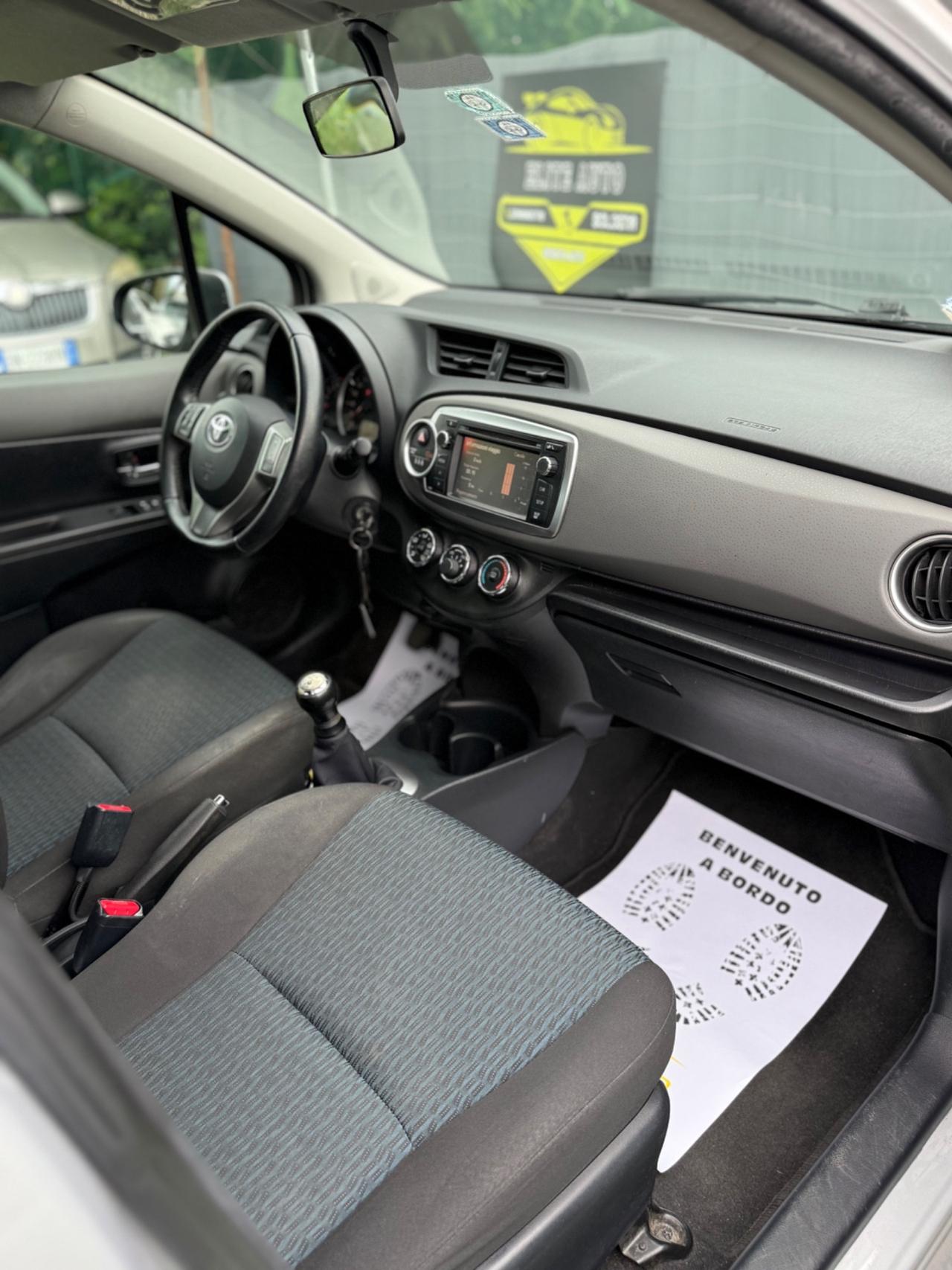 Toyota YARIS 1.0 BENZINA LOUNGE RETROCAMERA FULL