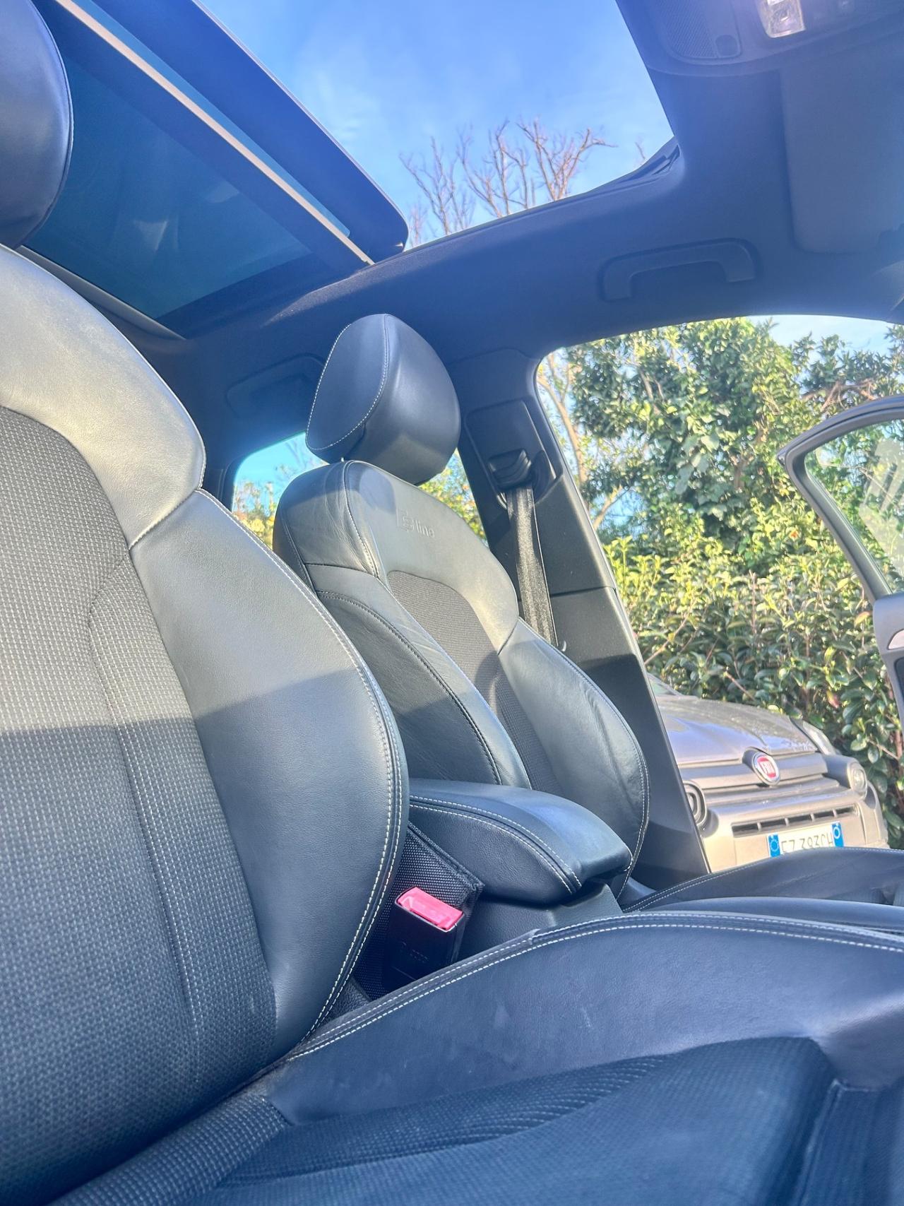 Audi Q3 2.0 TDI 120 CV S tronic line Edition