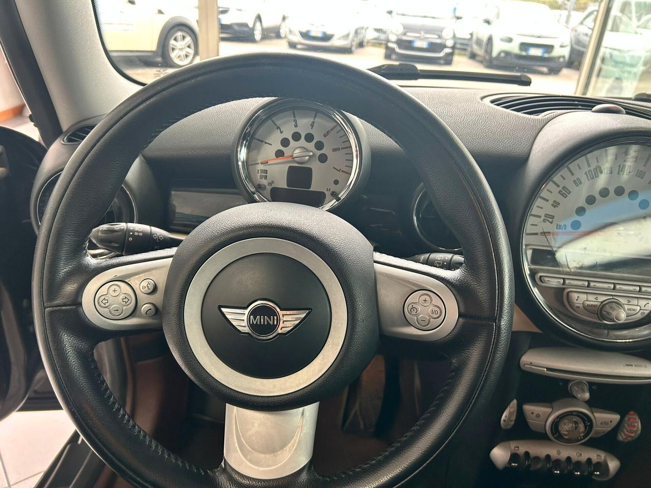 Mini Cooper D Clubman 1.6D X NEOPATENTATI 2010