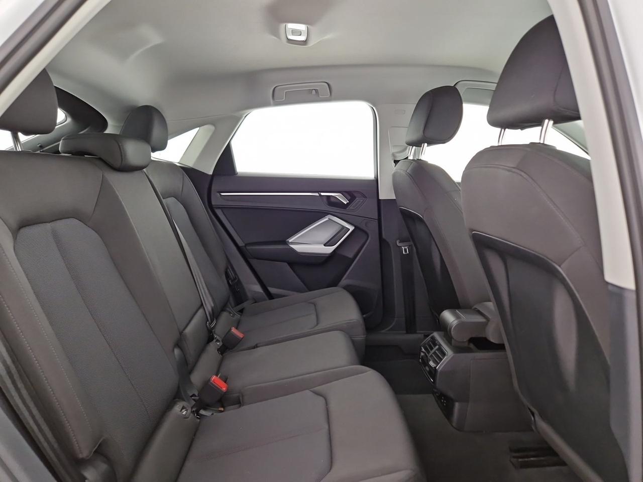 Audi Q3 sportback 35 2.0 tdi business plus