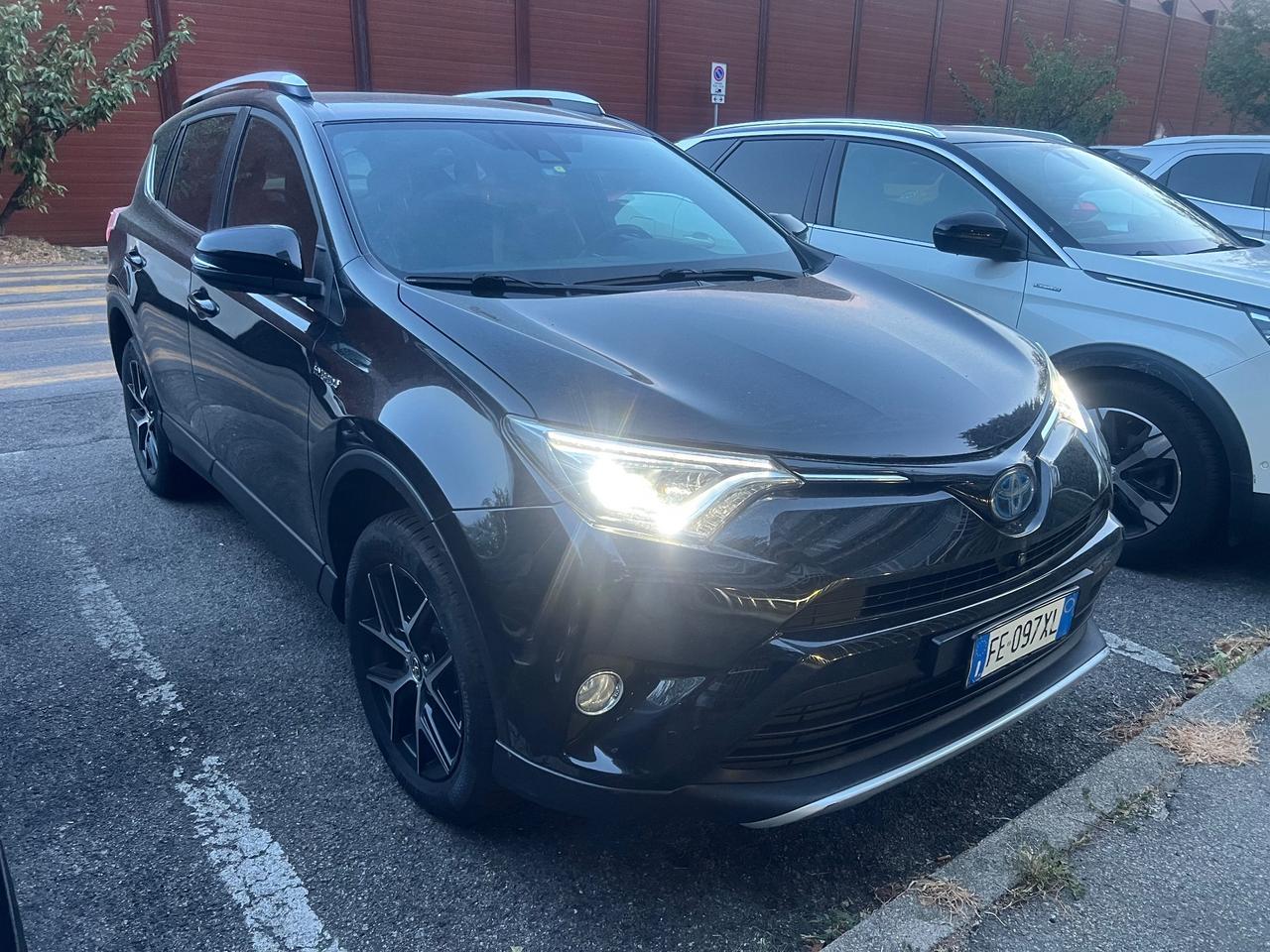 Toyota RAV 4 RAV4 2.5 Hybrid 4WD Lounge