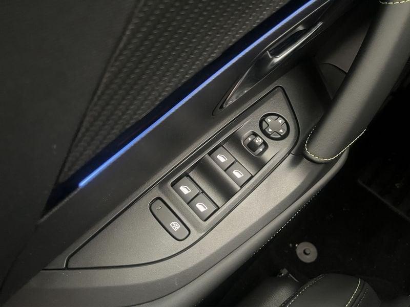 Peugeot 2008 2008 1.2 hybrid GT 145cv e-dcs6