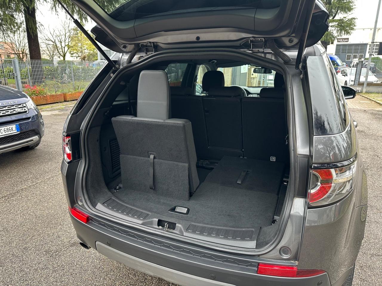 Land Rover Discovery Sport 2.0 TD4 180 CV HSE Luxury 7 POSTI