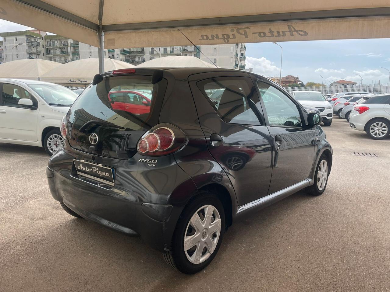 Toyota Aygo 1.0 12V VVT-i 5 porte Sol