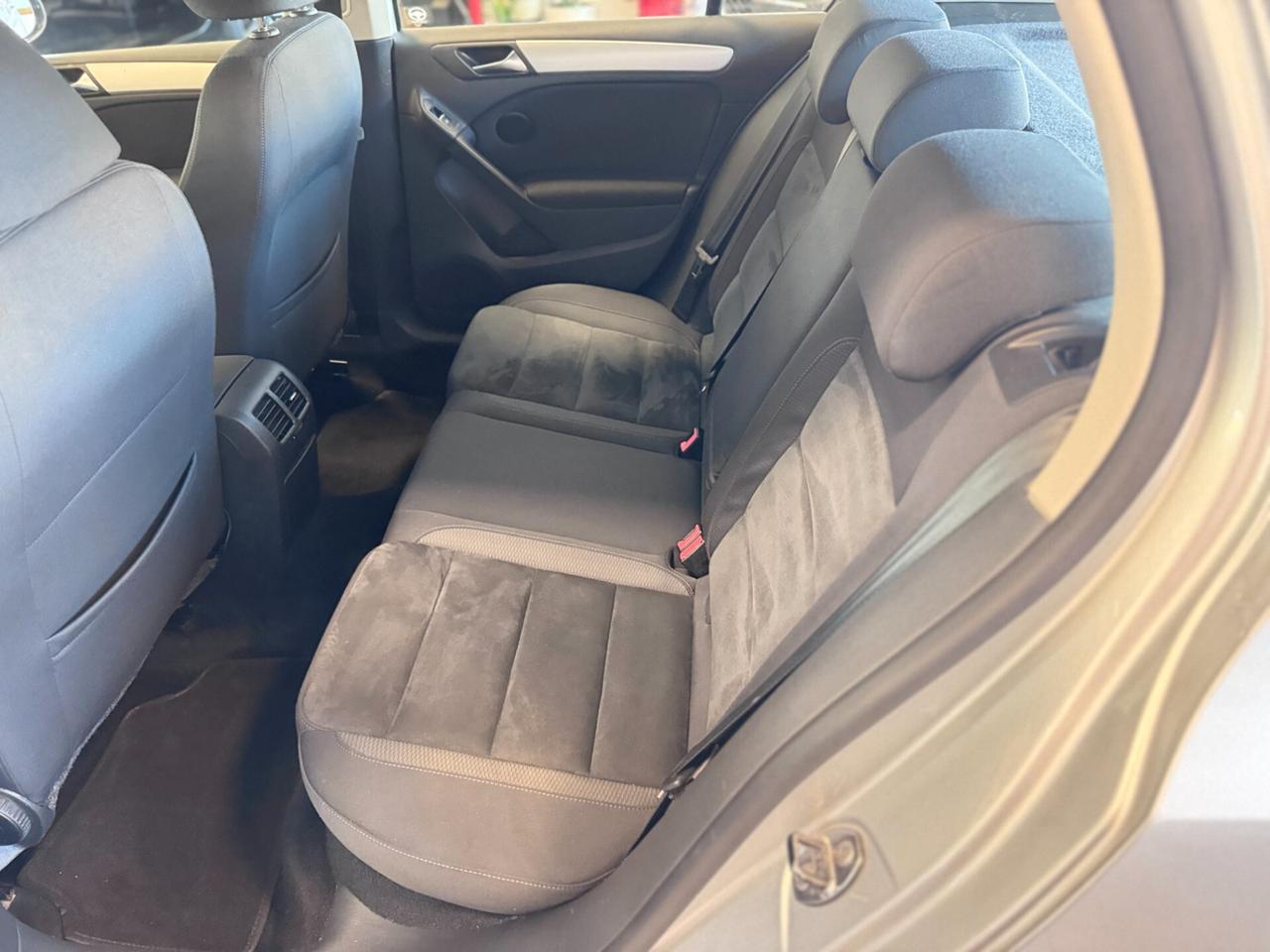 Volkswagen Golf 1.6 TDI DPF 5p. Highline