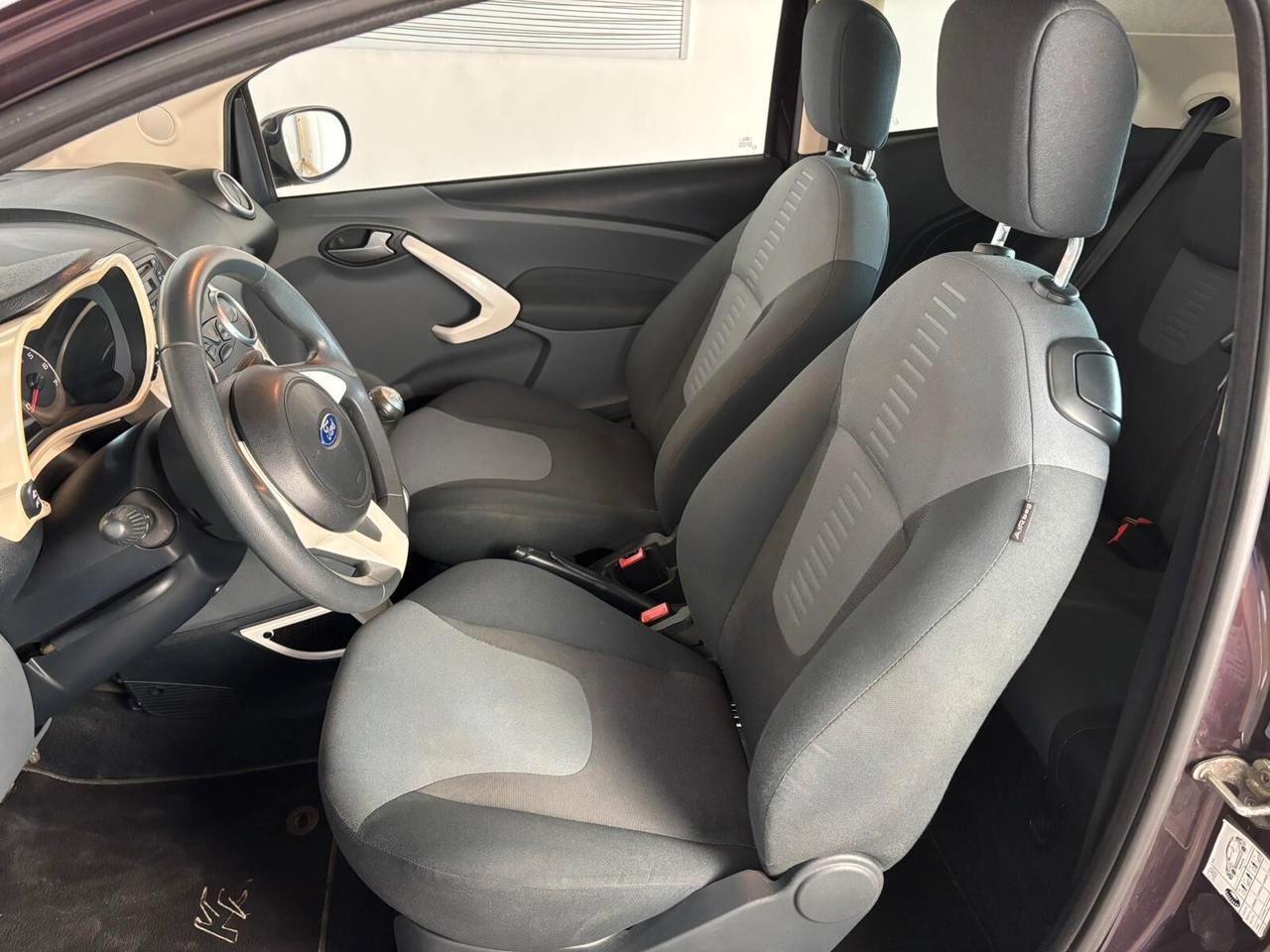 Ford Ka 1.2 - 69 CV CLIMA