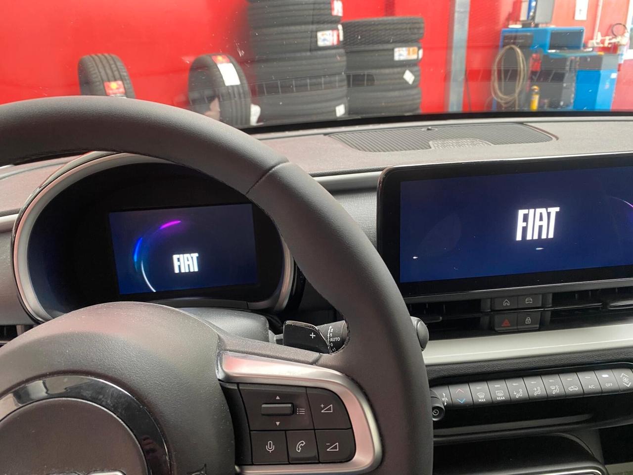 Fiat 600 Hybrid 100 CV DCT MHEV La Prima