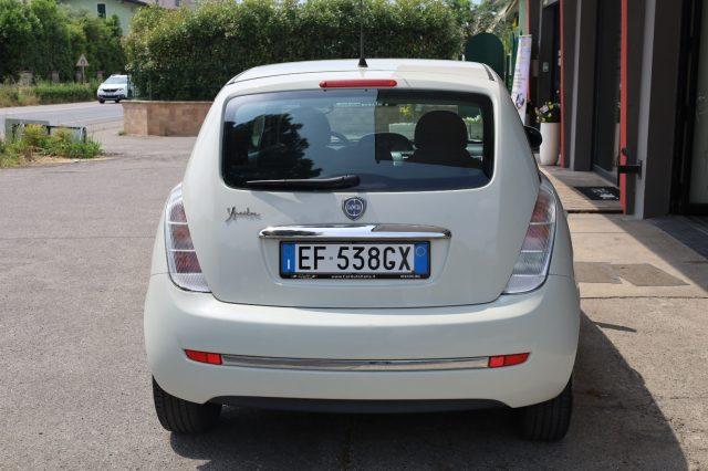 LANCIA Ypsilon 1.2i 69CV 5Porte UniProprietario per NEOPATENTATI