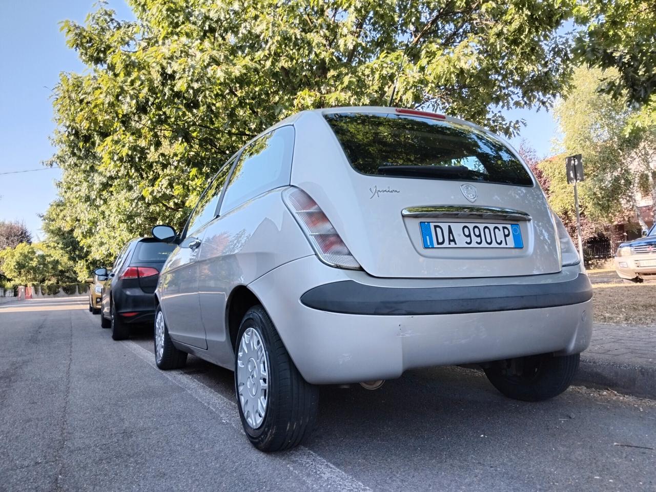 Lancia Ypsilon 1.2 Oro Bianco