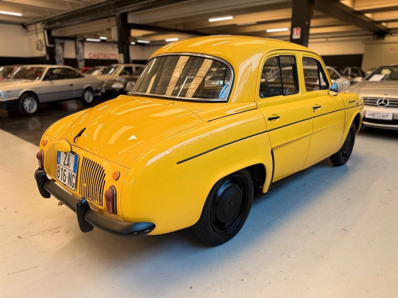 Renault Dauphine custom!