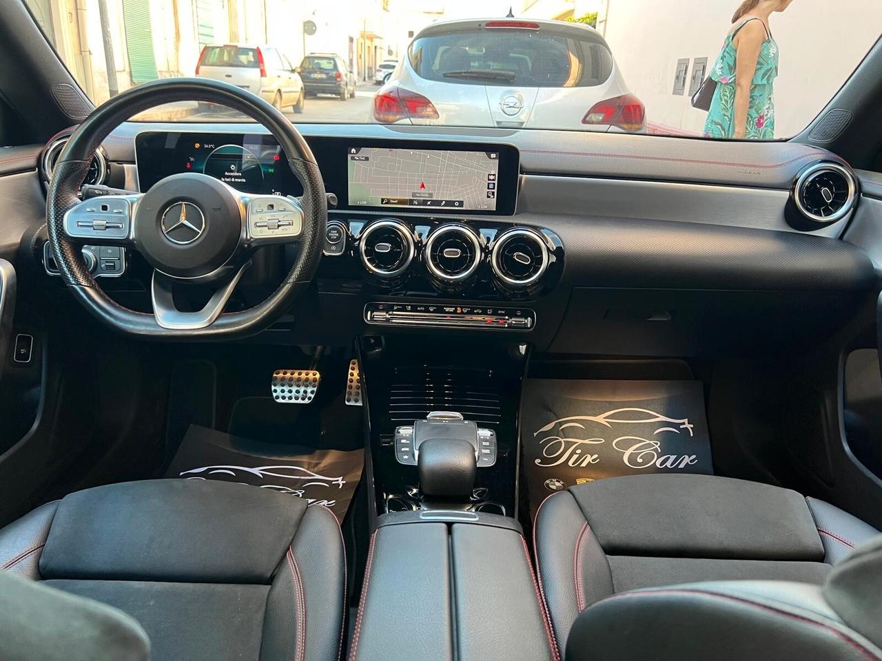 MERCEDES CLA 220D SHOOTING BRAKE PREMIUM 2.0 190CV PELLE NAVI CAM ANNO 2020