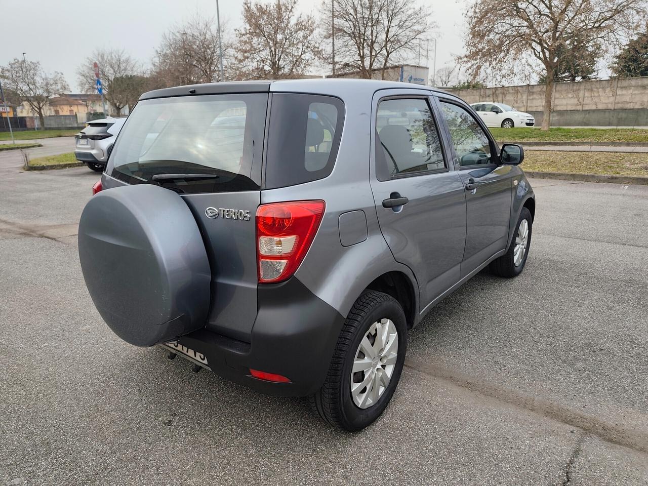 Daihatsu Terios 1.5 Benz 68 Milà km 4WD