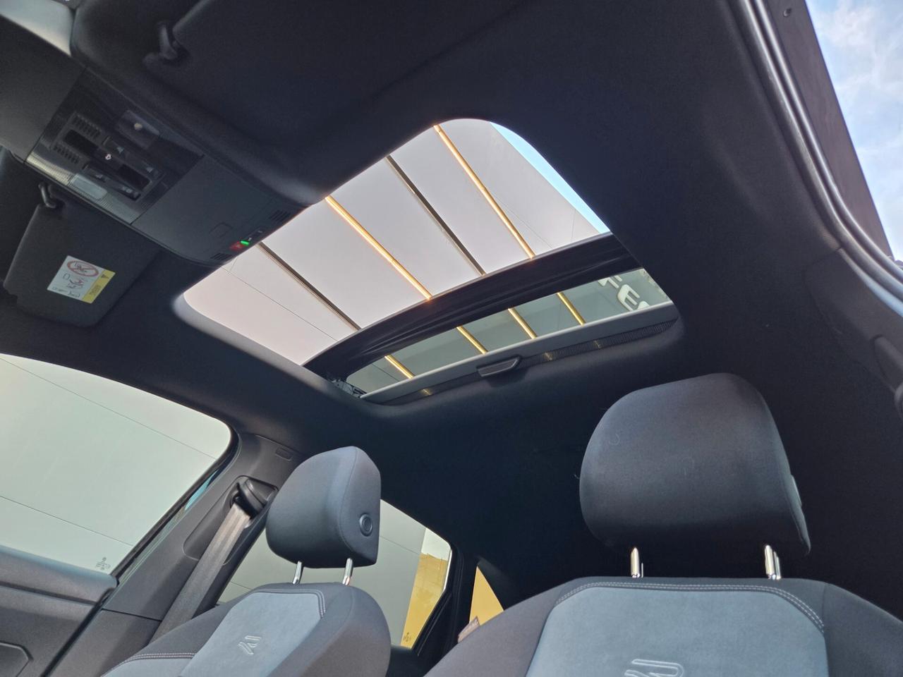 Volkswagen Taigo 1.5 TSI 150 CV DSG R-Line