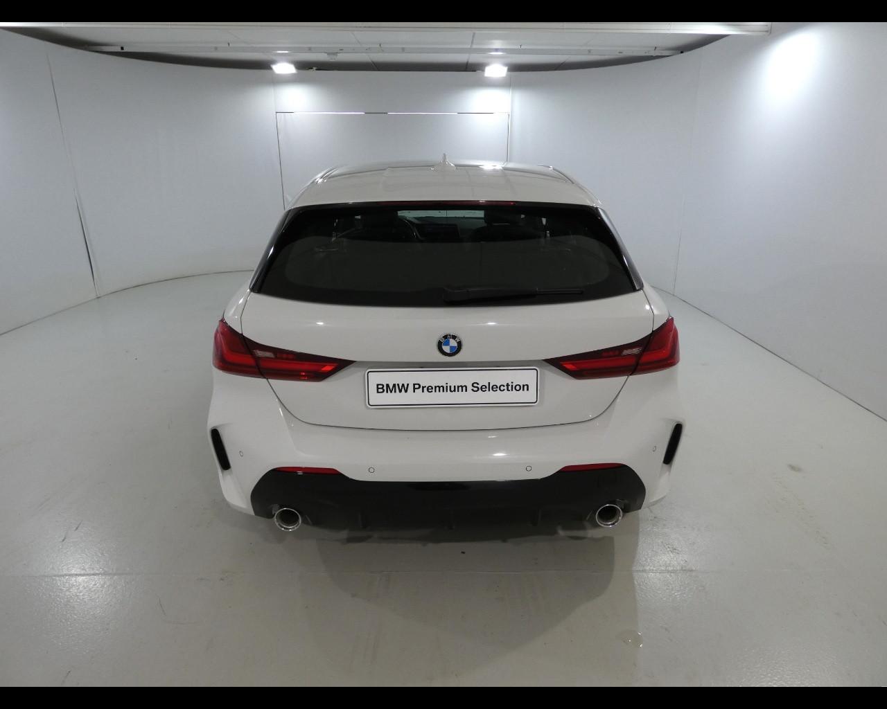 BMW Serie 1 (F40) - 118d 5p. Msport