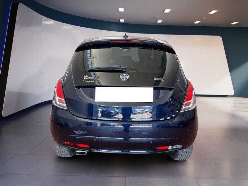Lancia Ypsilon III 2015 1.0 hybrid Gold s&s 70cv
