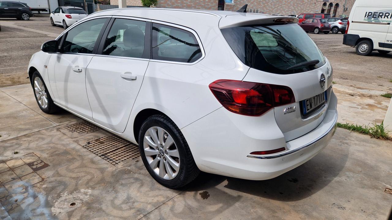 Opel Astra 1.6 CDTI 136CV EcoFLEX S&S Sports Tourer Cosmo